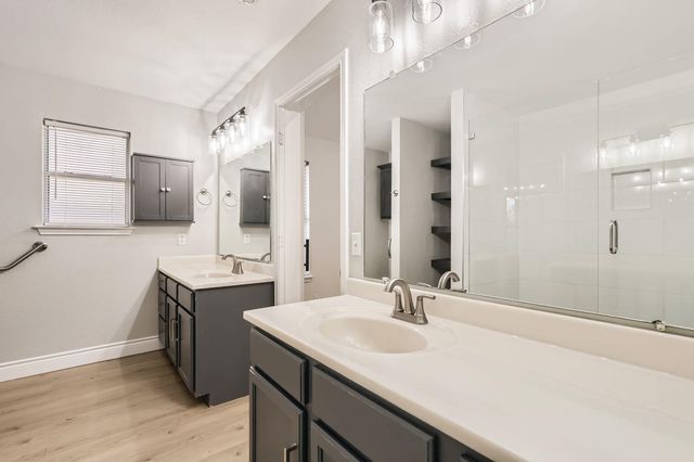 201 Orchard WAY, Hutto, TX 78634