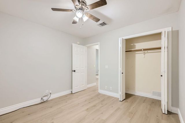 201 Orchard WAY, Hutto, TX 78634