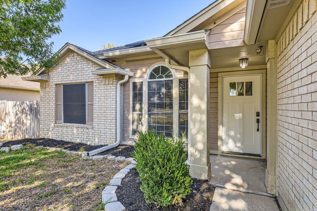 201 Orchard WAY, Hutto, TX 78634