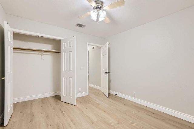 201 Orchard WAY, Hutto, TX 78634