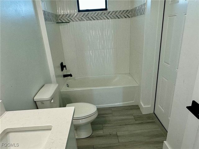 2309 NW 6th ST, Cape Coral, FL 33993