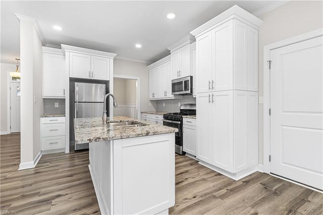 113 Goffigans TRCE, Yorktown, VA 23693