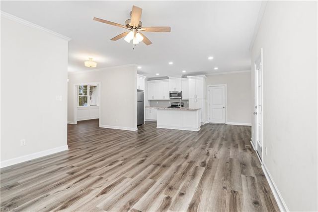 113 Goffigans TRCE, Yorktown, VA 23693