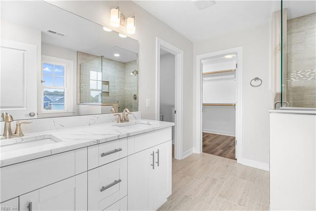 113 Goffigans TRCE, Yorktown, VA 23693