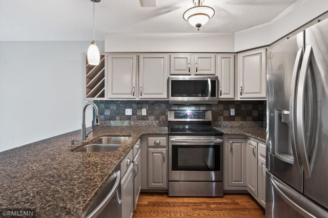 5651 138th Street N, Hugo, MN 55038