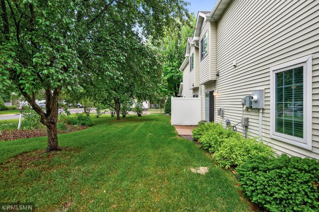5651 138th Street N, Hugo, MN 55038