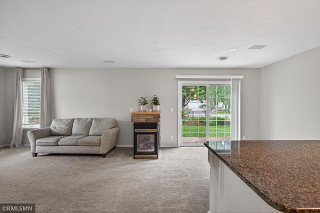 5651 138th Street N, Hugo, MN 55038