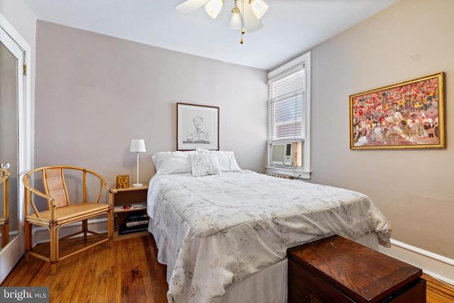 19 MCPHERSON, Philadelphia, PA 19119