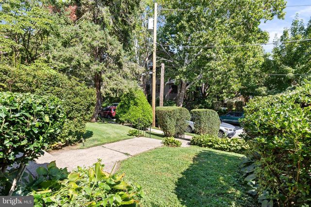19 MCPHERSON, Philadelphia, PA 19119
