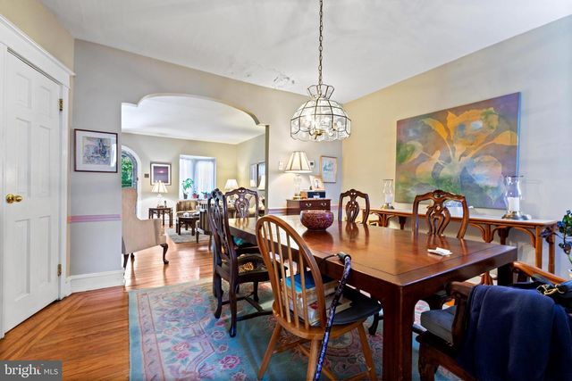 19 MCPHERSON, Philadelphia, PA 19119