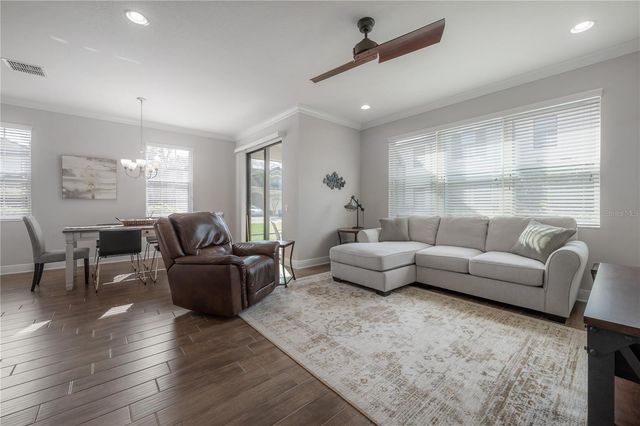 9102 CAROLINA WREN DRIVE, Tampa, FL 33626