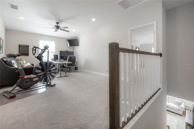 9102 CAROLINA WREN DRIVE, Tampa, FL 33626