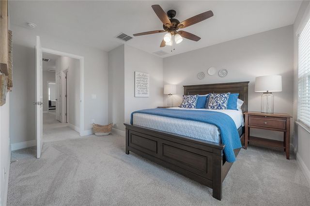 9102 CAROLINA WREN DRIVE, Tampa, FL 33626