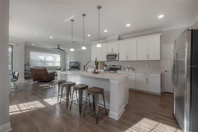 9102 CAROLINA WREN DRIVE, Tampa, FL 33626