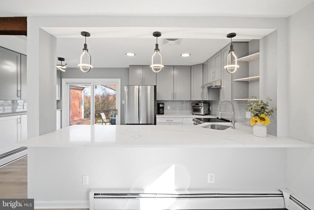 7917 ASHTON ST, Alexandria, VA 22309