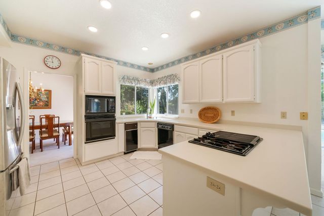 2104 Portsmouth, El Dorado Hills, CA 95762