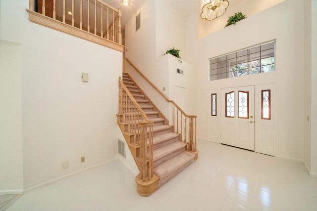2104 Portsmouth, El Dorado Hills, CA 95762