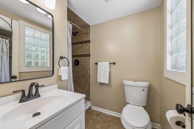 7116 Bristol Boulevard, Edina, MN 55435