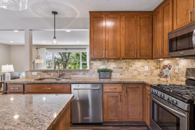 7116 Bristol Boulevard, Edina, MN 55435