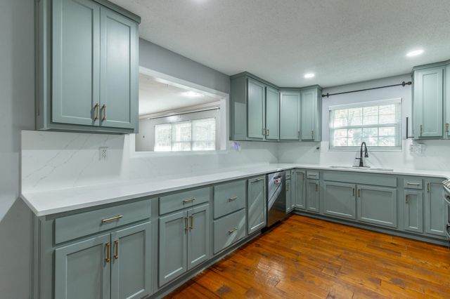 1211 N Concord Road, Chattanooga, TN 37421