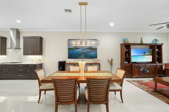 144 Tierra Lane 13, Jupiter, FL 33477