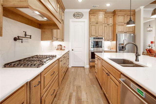 2120 Madden Circle, College Station, TX 77845