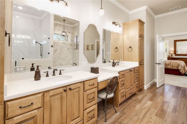 2120 Madden Circle, College Station, TX 77845