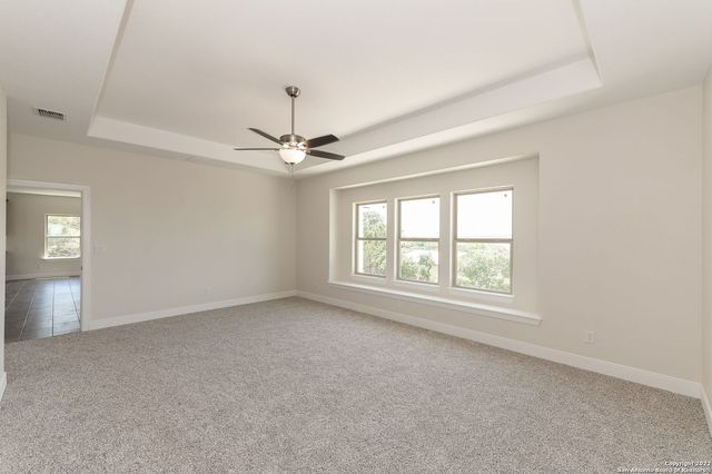 677 CIRCLEVIEW DR, Canyon Lake, TX 78133