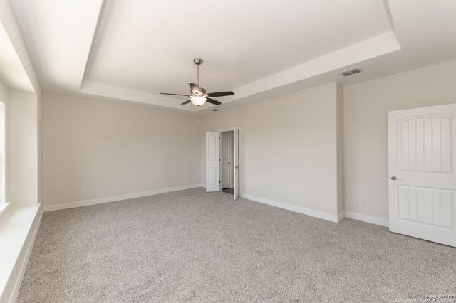 677 CIRCLEVIEW DR, Canyon Lake, TX 78133