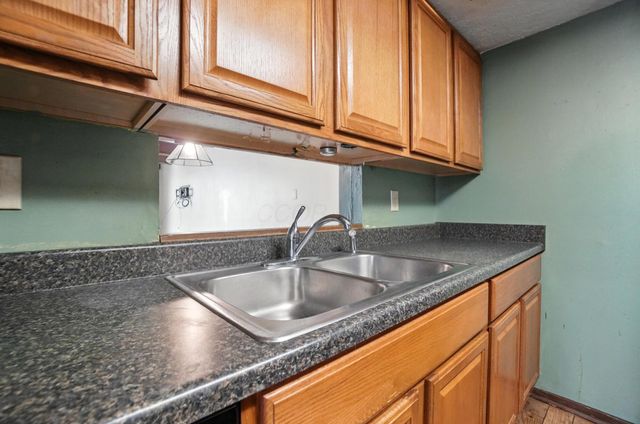 106 E Ticonderoga Drive, Westerville, OH 43081