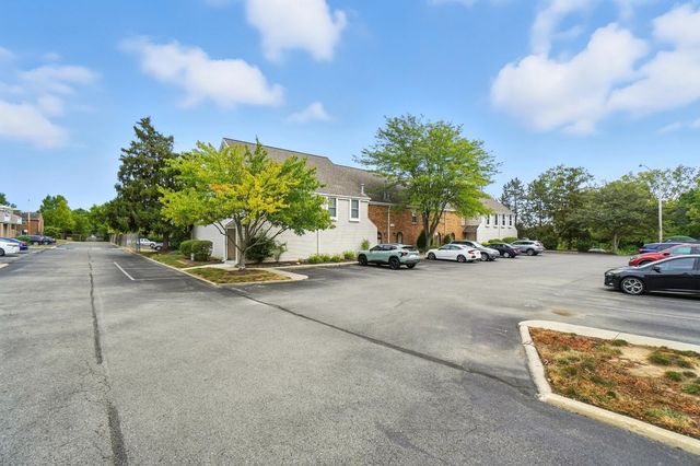 106 E Ticonderoga Drive, Westerville, OH 43081