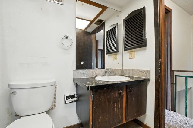 106 E Ticonderoga Drive, Westerville, OH 43081