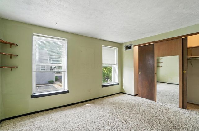 106 E Ticonderoga Drive, Westerville, OH 43081