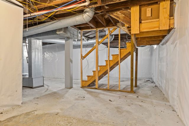 754 E Main Street, Frankfort, KY 40601