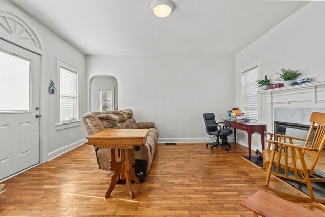 754 E Main Street, Frankfort, KY 40601