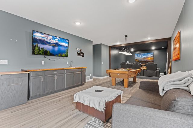 6364 Sunset Hill Place NW, Rochester, MN 55901