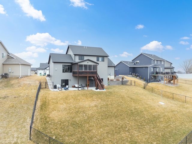 6364 Sunset Hill Place NW, Rochester, MN 55901