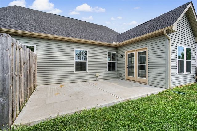 2083 Schmidt Drive, Beavercreek Twp, OH 45434