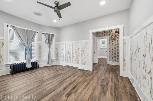 33432 Oakland Street, Farmington, MI 48335