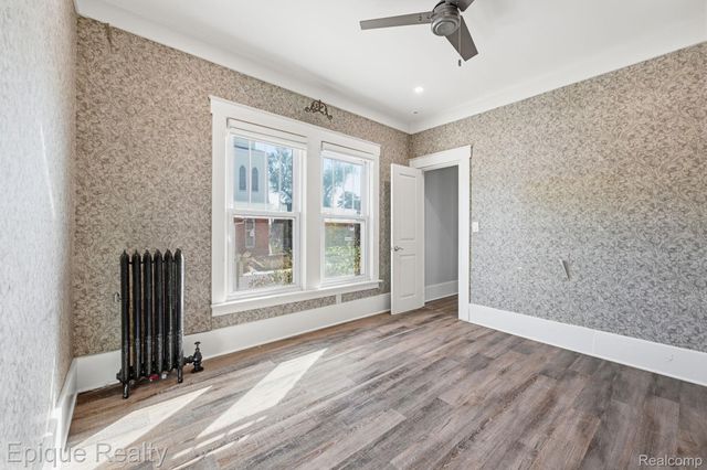 33432 Oakland Street, Farmington, MI 48335