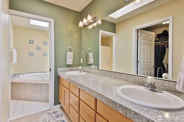 1383 Joseph Lane, Freeland, WA 98249