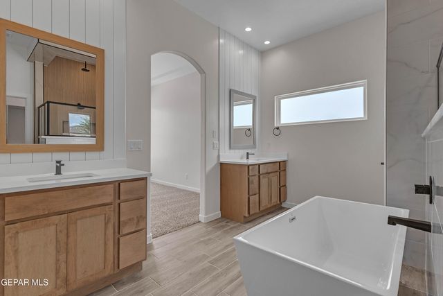 504 Bluegruff Street, Horizon City, TX 79928