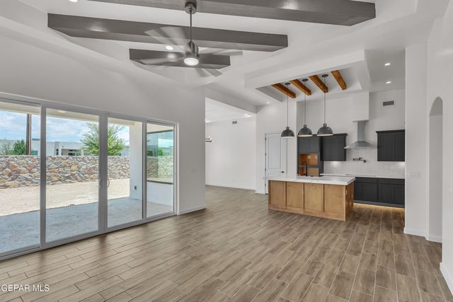 504 Bluegruff Street, Horizon City, TX 79928