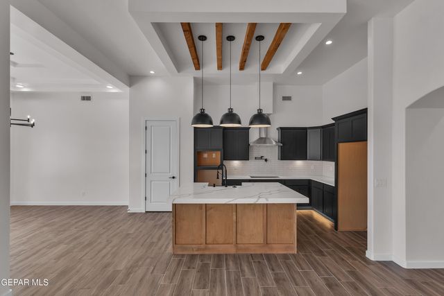 504 Bluegruff Street, Horizon City, TX 79928