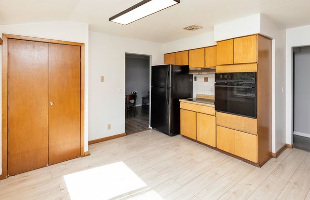 2735 64th Street, Des Moines, IA 50322