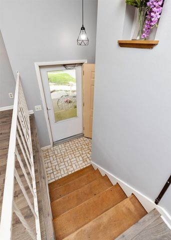 2735 64th Street, Des Moines, IA 50322