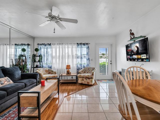 851 Atlantic Shores Boulevard 120, Hallandale Beach, FL 33009