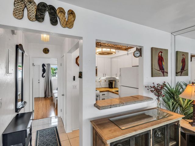 851 Atlantic Shores Boulevard 120, Hallandale Beach, FL 33009