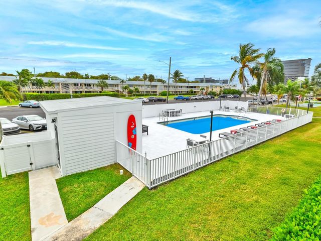 851 Atlantic Shores Boulevard 120, Hallandale Beach, FL 33009