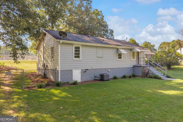 10859 Panhandle Road, Hampton, GA 30228